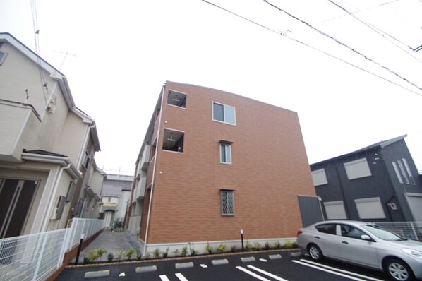 テラコッタIIIの物件外観写真